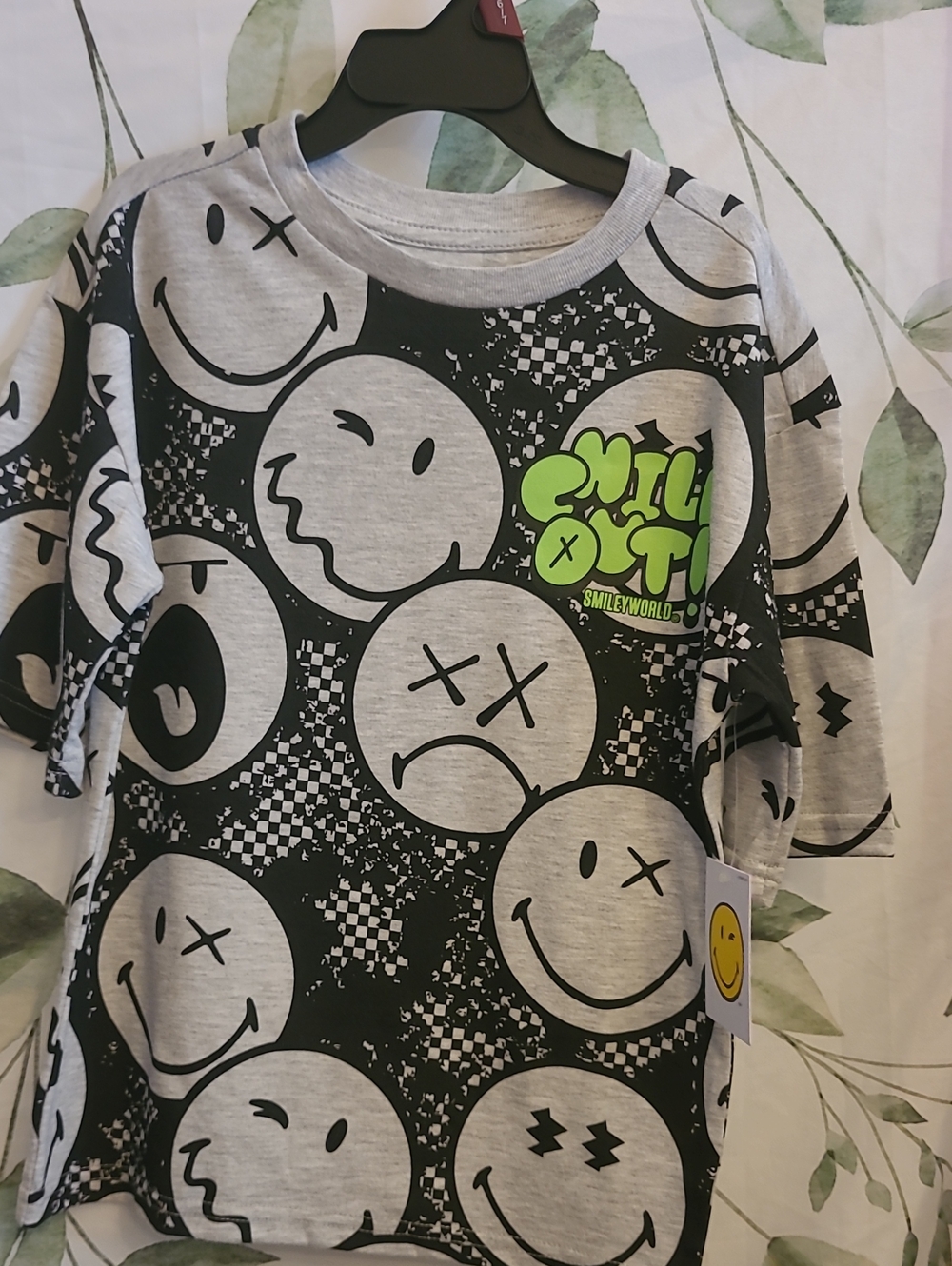 Kids Grey Smiley Graphic Short Sleeve Tee with Neon Accent